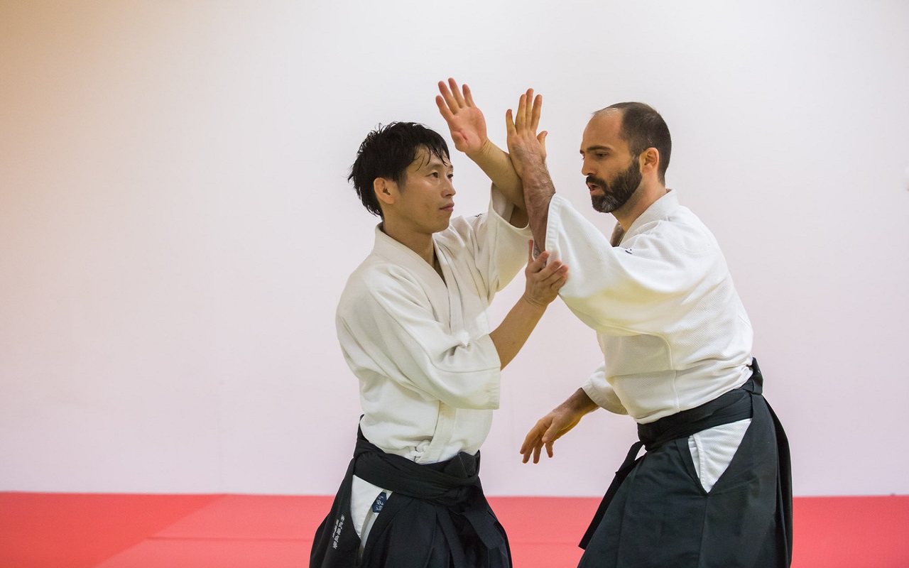 Ryuji-Shirakawa-Shomen-slider